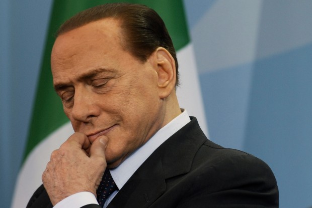 Scopri di più sull'articolo Oggi Berlusconi: stampiamo moneta! se non la stampa l’Europa la stampiamo noi!