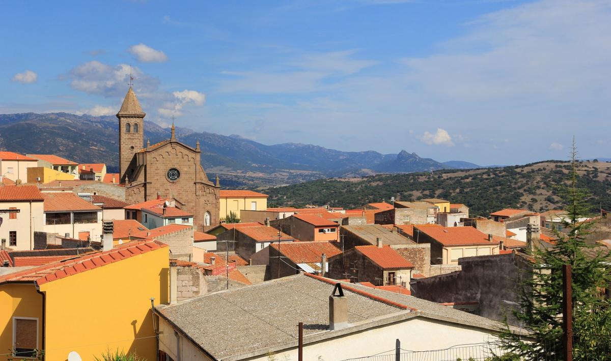 Scopri di più sull'articolo Tula, Sardegna: operaio perde lavoro e casa, i concittadini gliela ricomprano.